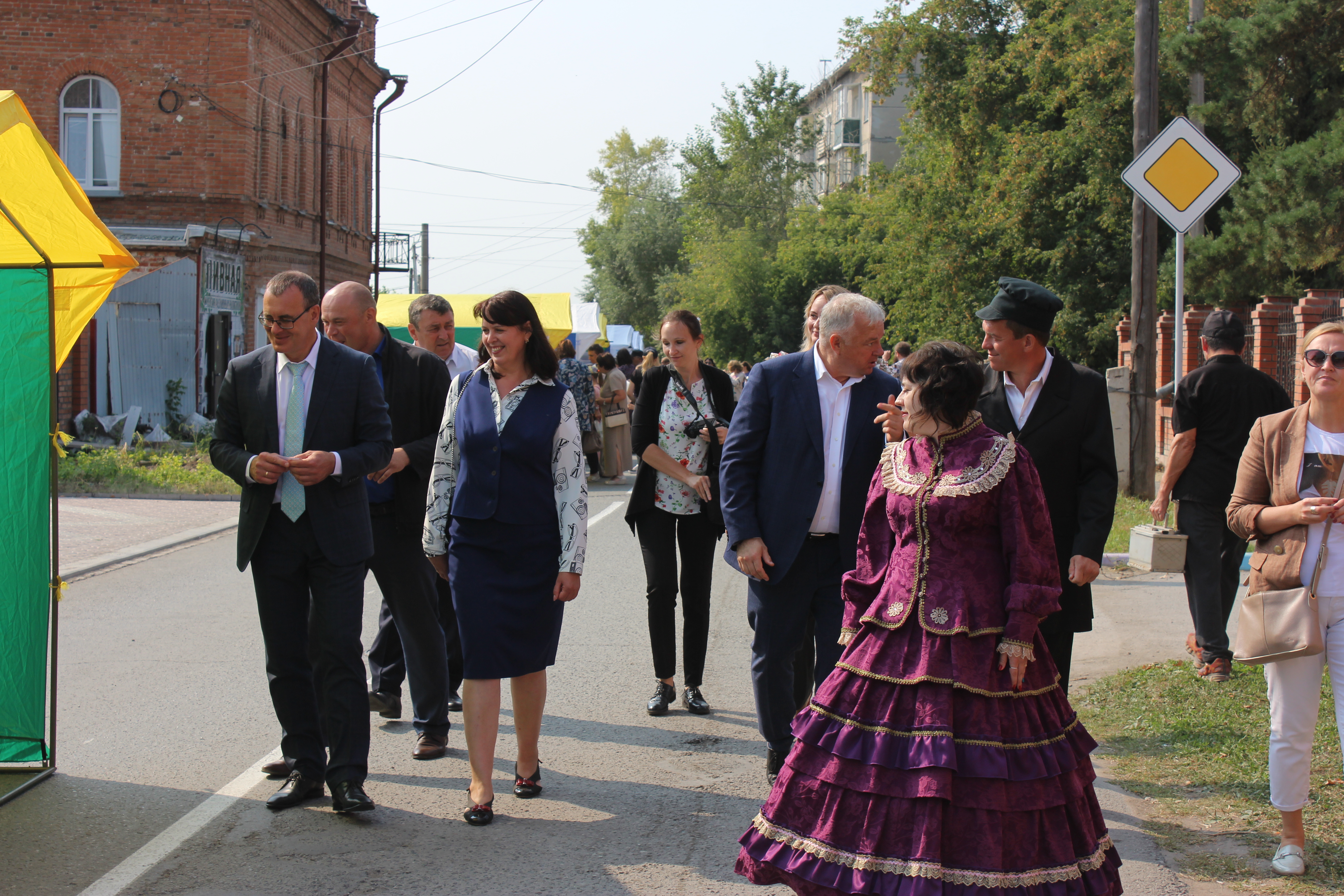 300 летие города куйбышева. новость дня каинск. травников посетил празднование 300 летия села скала. 300 летие города куйбышева. новость дня каинск.